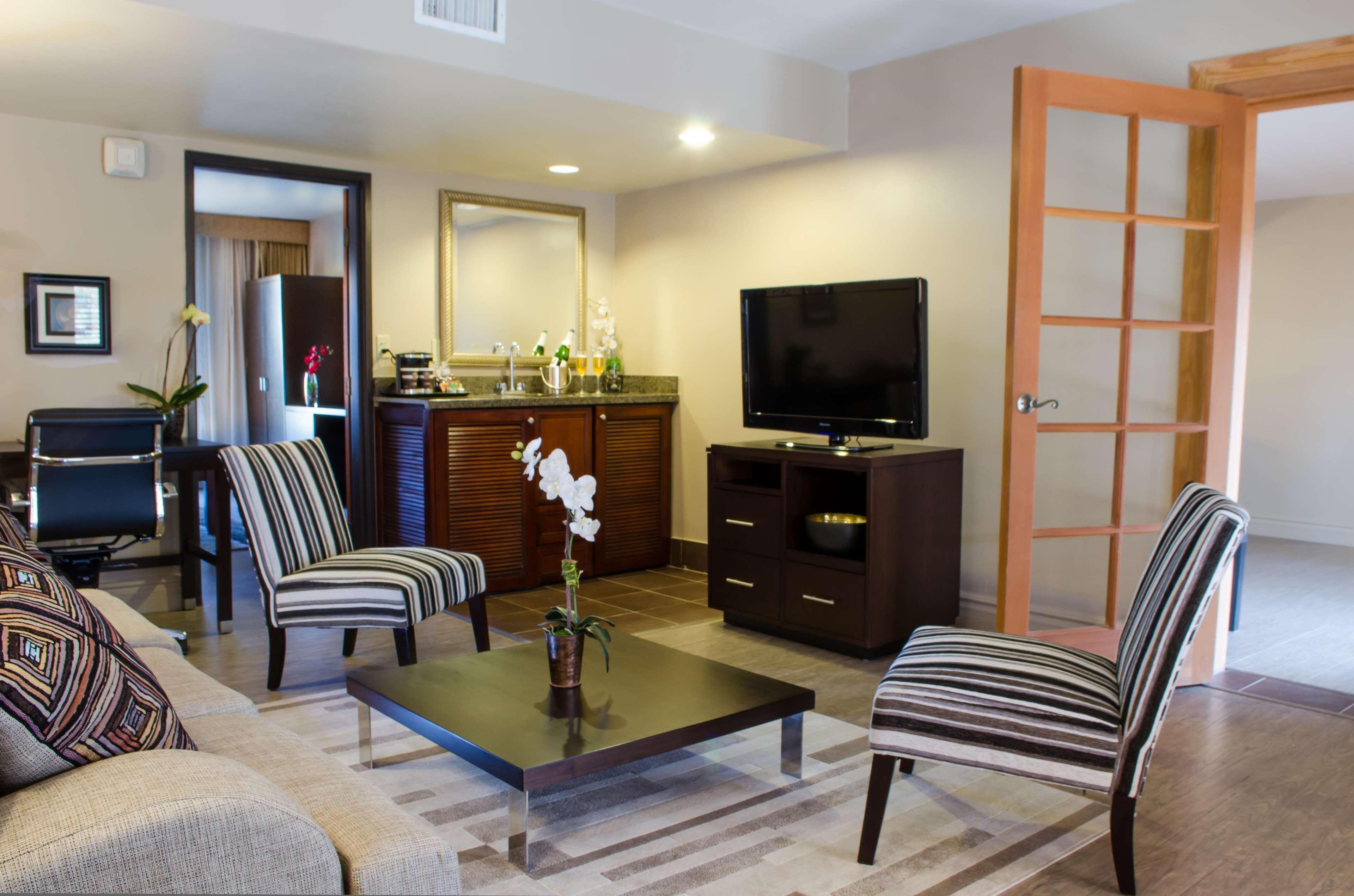 Doubletree Suites By Hilton Tucson Airport Exteriör bild